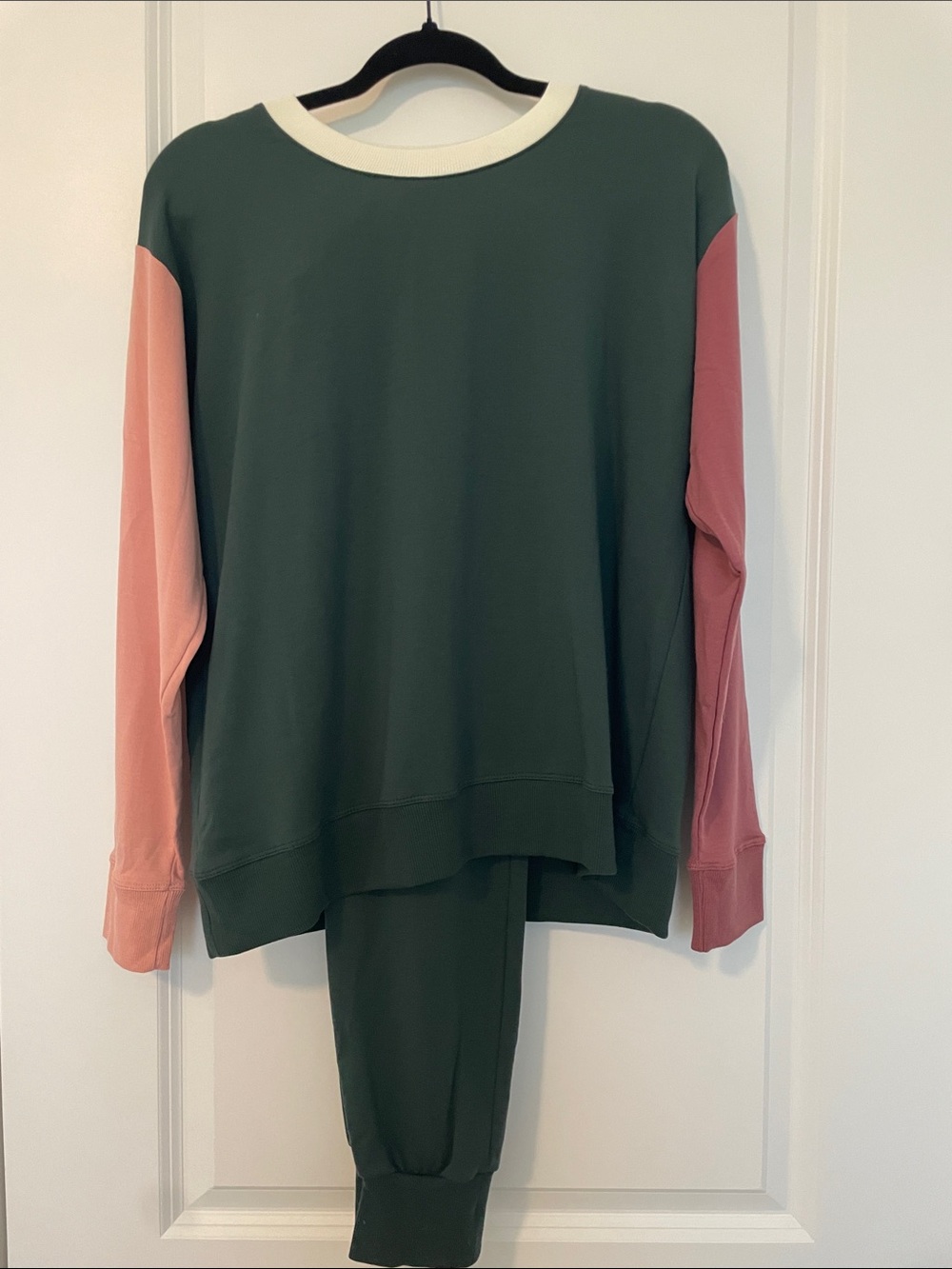 summersalt Forest Green Sweatshirt and Pants with Pink Sleeves and Cream Neck